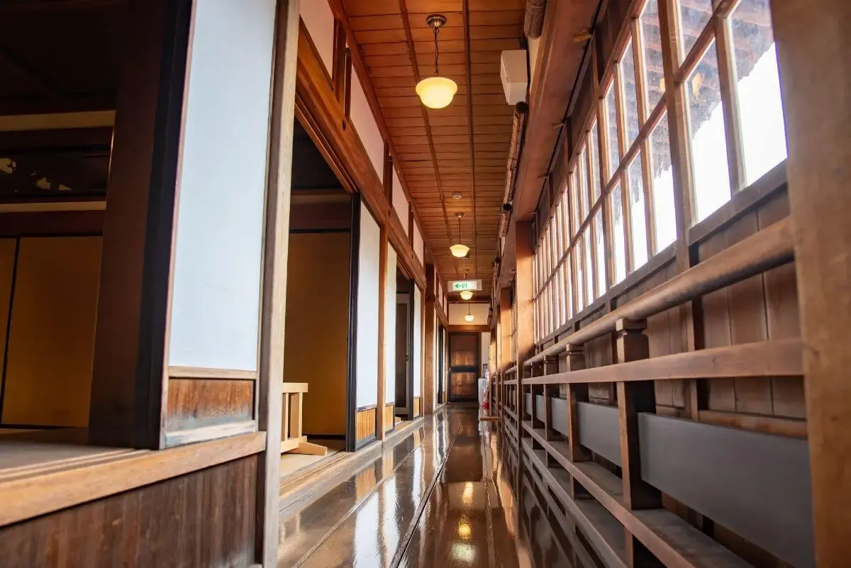 太宰治記念館「斜陽館」（写真 4）