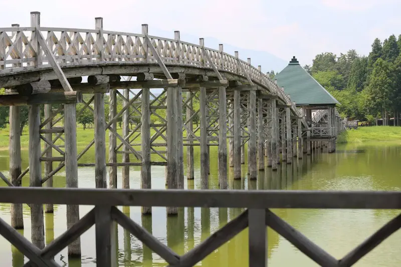 鶴の舞橋