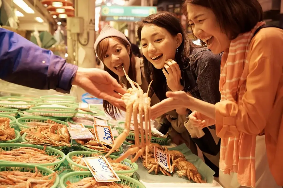 近江町市場(写真 2)