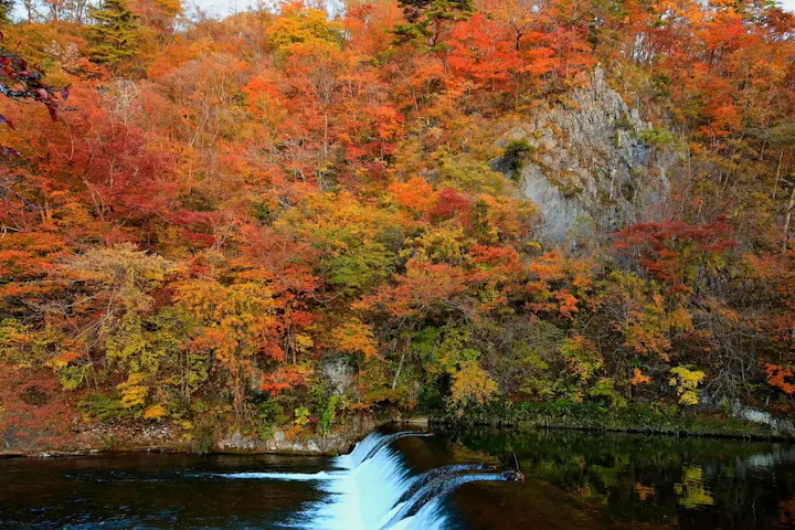 紅葉の季節に訪れたい美しい景色