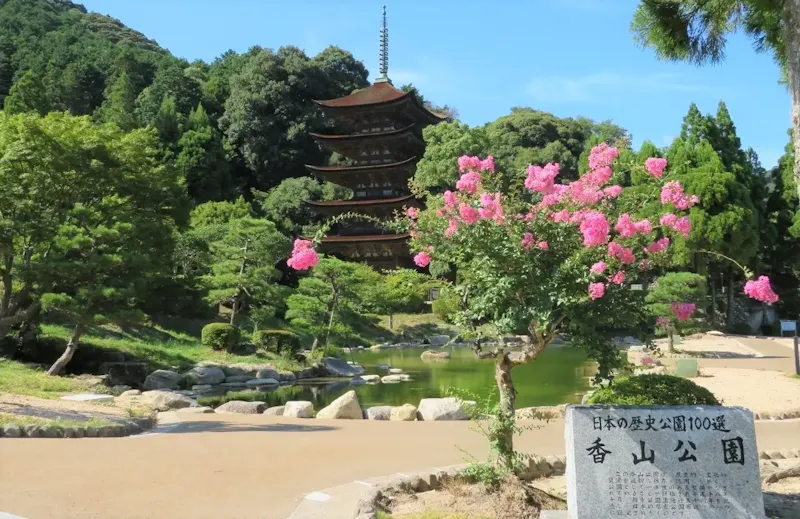 瑠璃光寺五重塔
