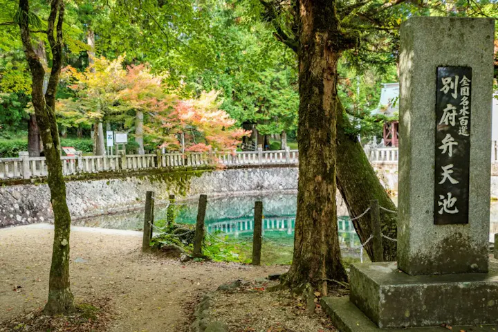 言い伝えがある湧き水を飲んでみよう