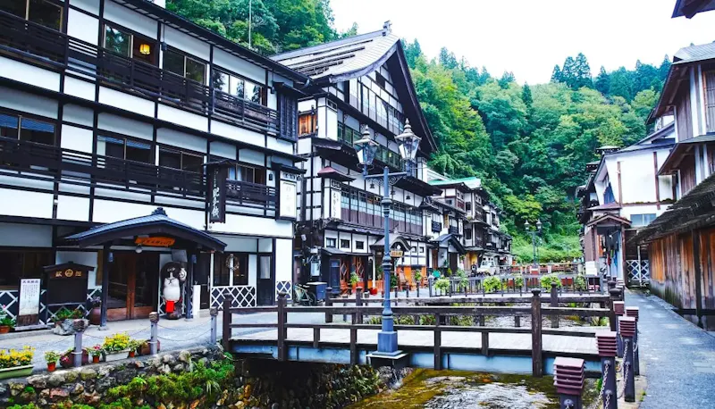 銀山温泉
