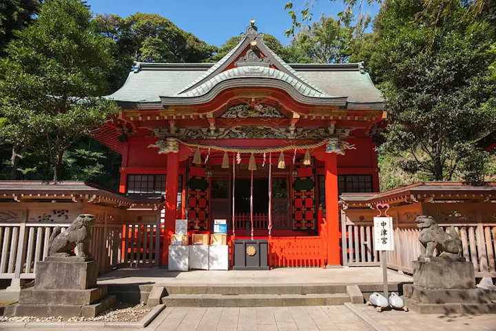 市寸島比賣命を祀る「中津宮」