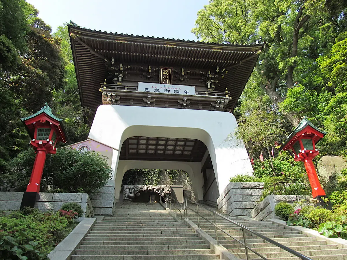 江島神社(写真 6)