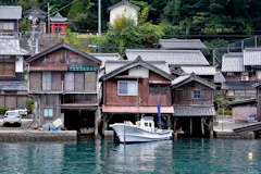 伊根浦舟屋群