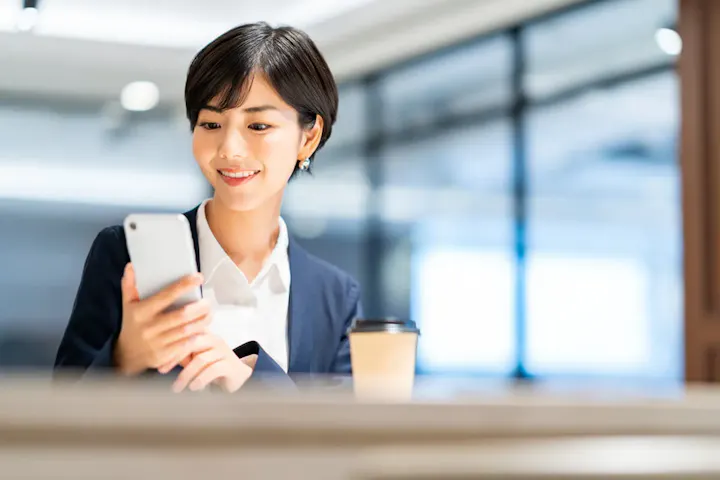 リモートワークにおすすめのシェアラウンジ