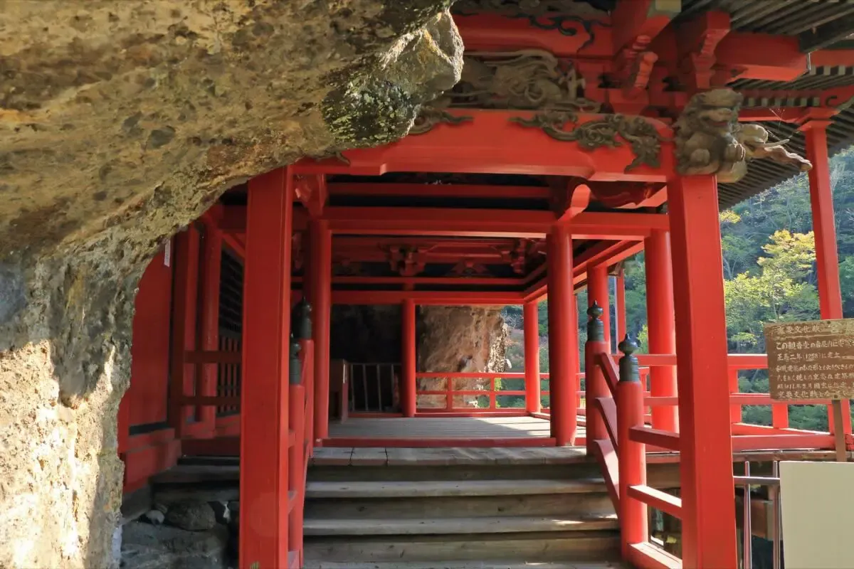 布引観音（写真 2）