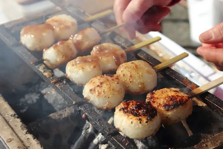 のんびりと食べ歩きを楽しむ