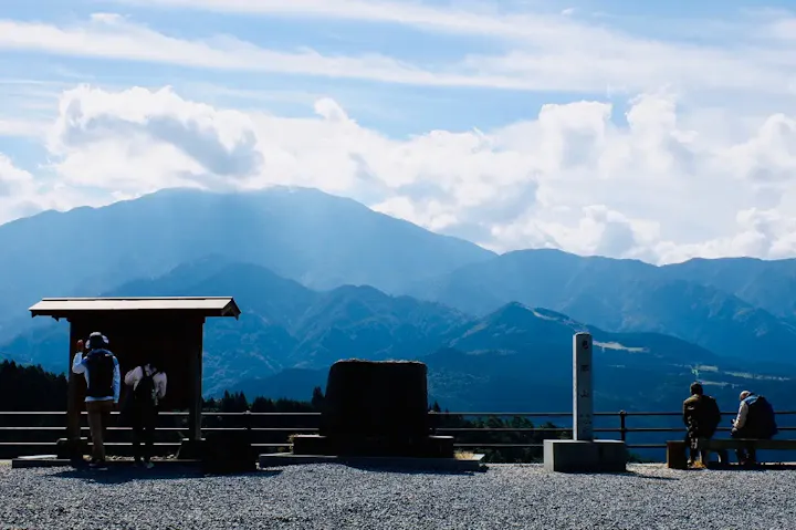 自然豊かなハイキングを満喫