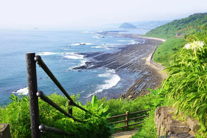 大海原や鬼の洗濯板を一望できる堀切峠！