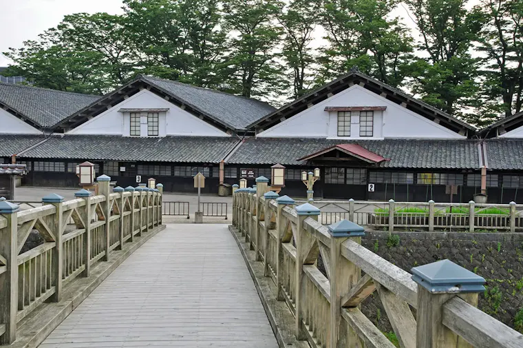 山居倉庫