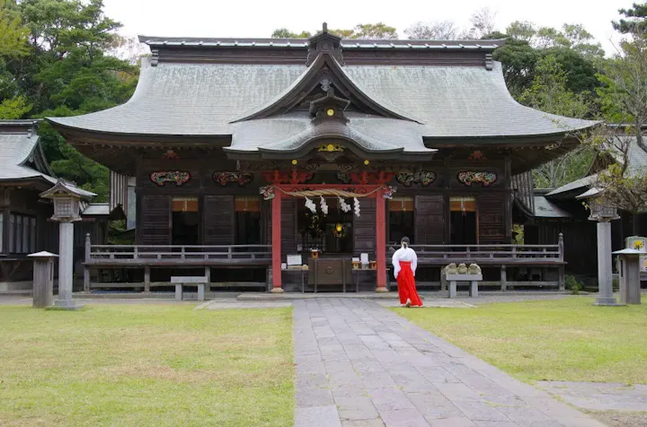 関東一の大鳥居が有名な歴史ある神社！