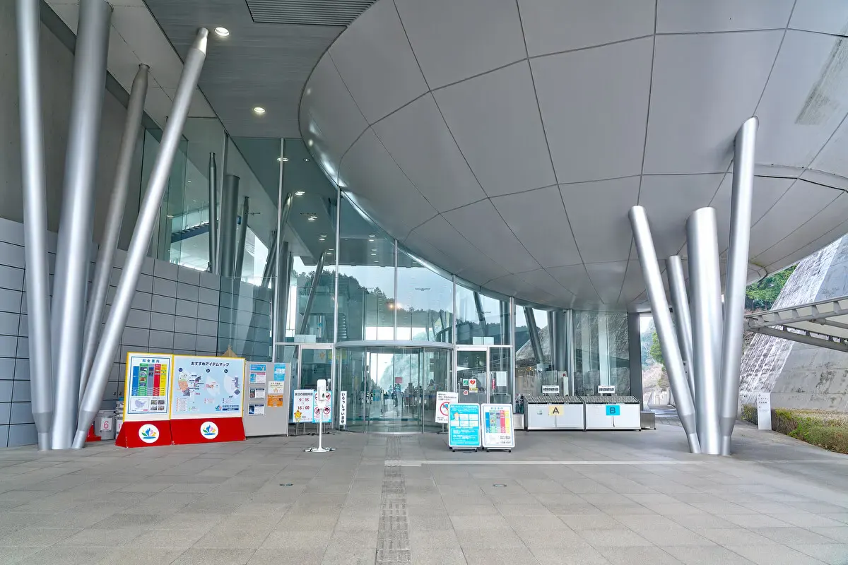 佐賀県立宇宙科学館「ゆめぎんが」(写真 2)