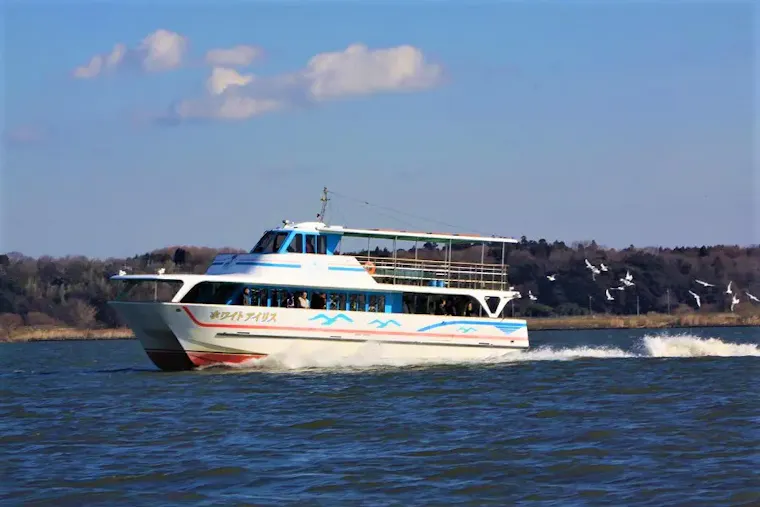 霞ヶ浦湖上めぐり遊覧船
