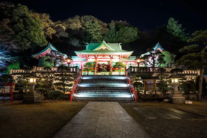 10月下旬～11月下旬の神社ライトアップ