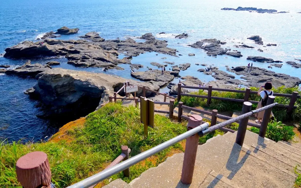 馬の背洞門（写真 2）