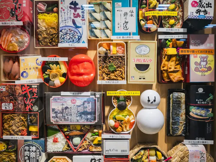 全国の駅弁を食べ比べる