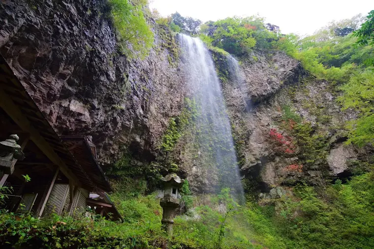 壇鏡の滝