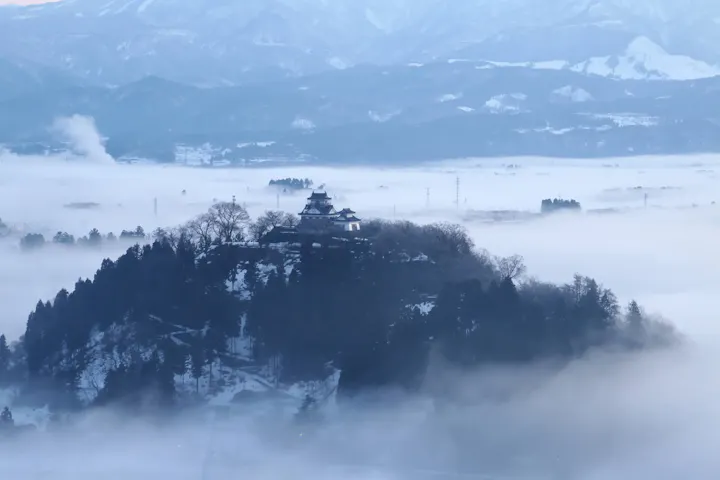天空の城、越前大野城