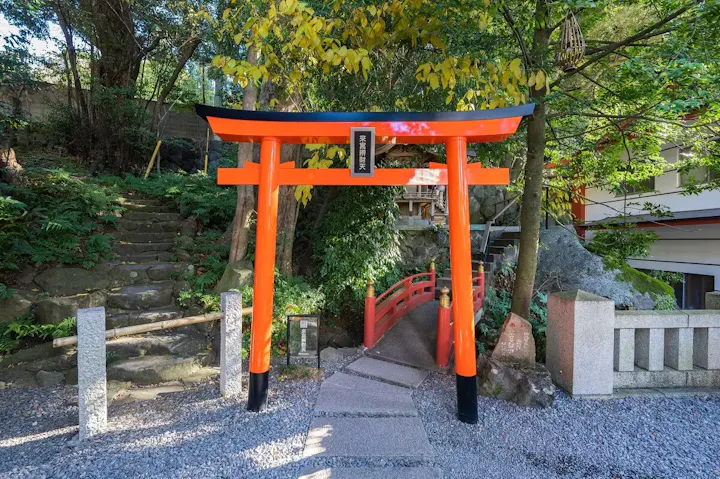 境内のパワースポット巡り