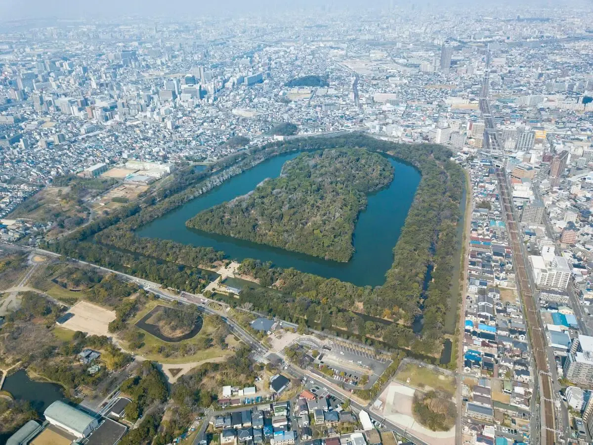 百舌鳥・古市古墳群（写真 6）
