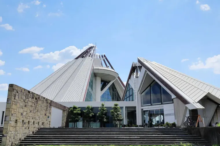 出水市ツル博物館クレインパークいずみ