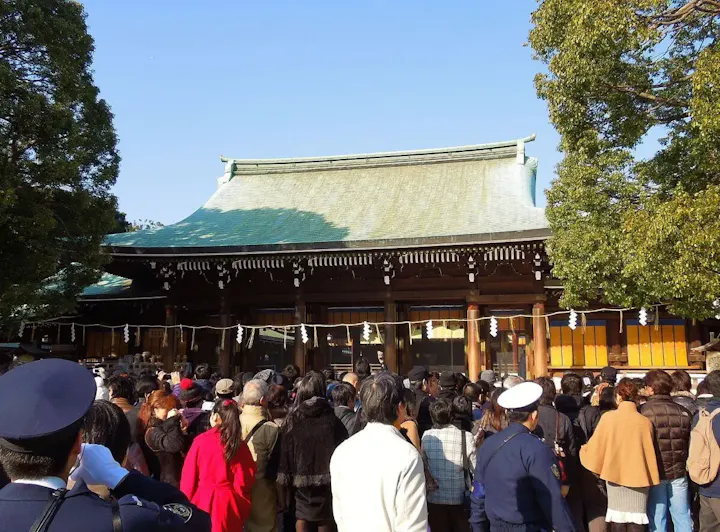 日本一の参拝客を誇る明治神宮での初詣