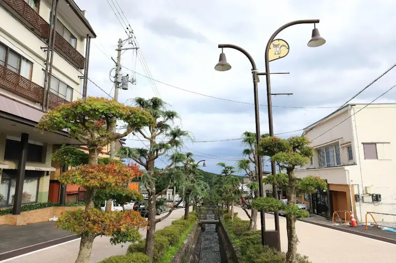 岳温泉