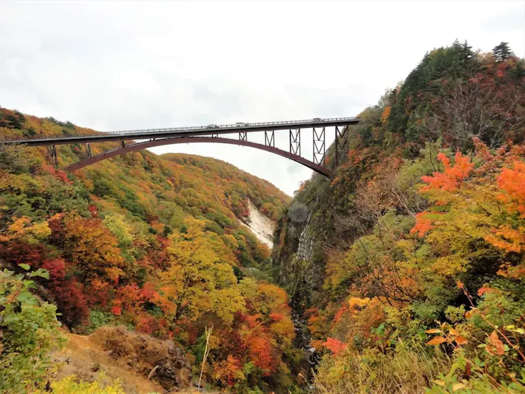 つばくろ谷の紅葉