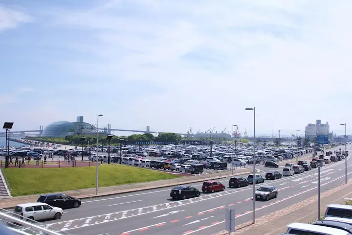 車、電車、バスでのアクセス良好！