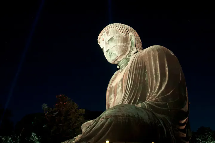 いくつもの石碑や歌碑