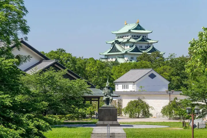 名古屋城を中心に広がる名古屋城公園！