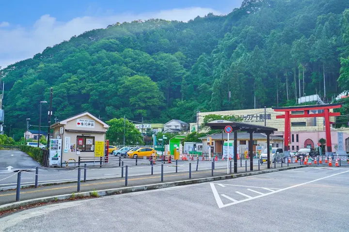 参拝とあわせて登山を楽しむ
