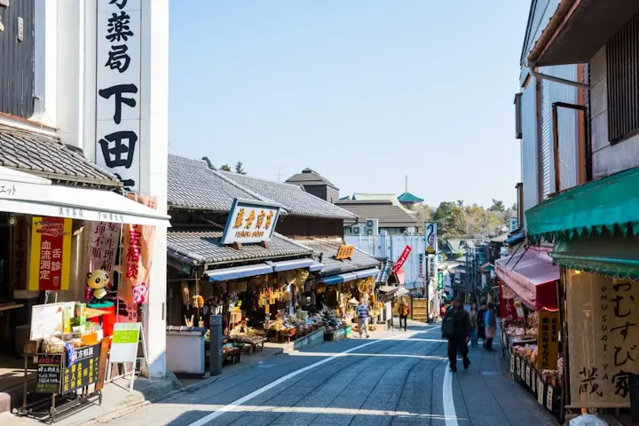風情豊かな表参道でグルメ散策！