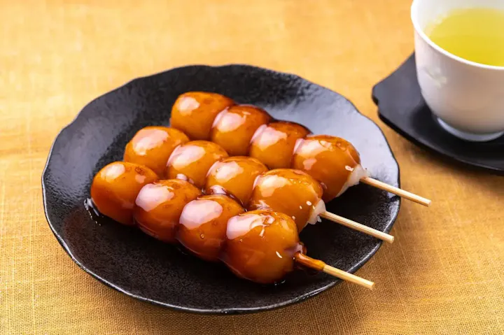 地元グルメを堪能！美味しい飲食店が多数
