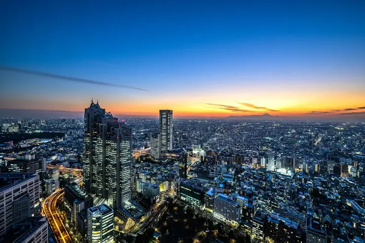 ロマンチックな都庁の夜景