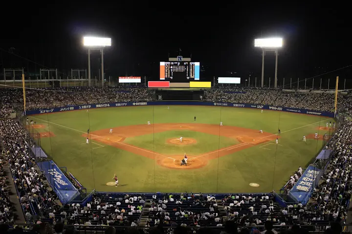明治神宮外苑で野球観戦！