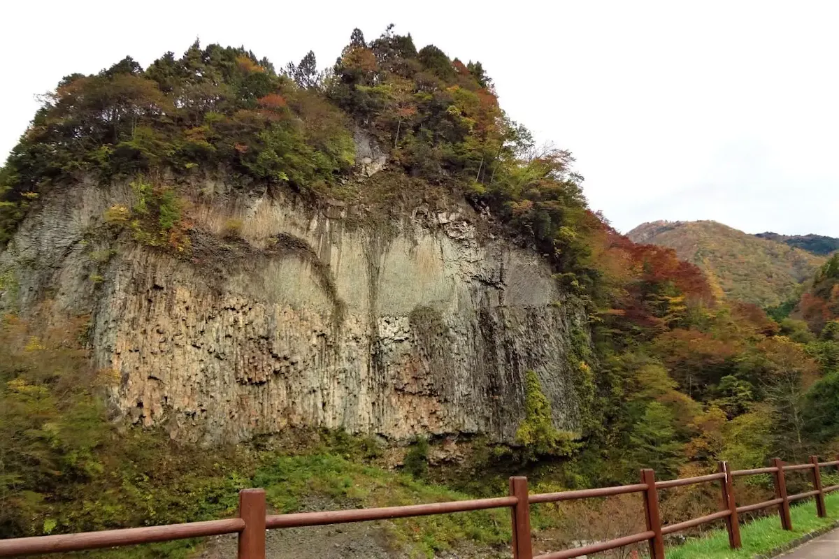 巌立峡（写真 2）