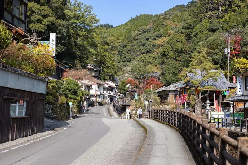 湯の峰温泉