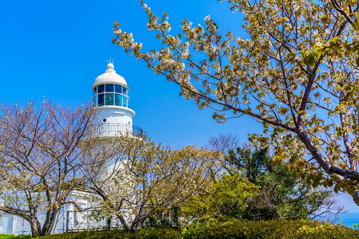 樺島灯台公園