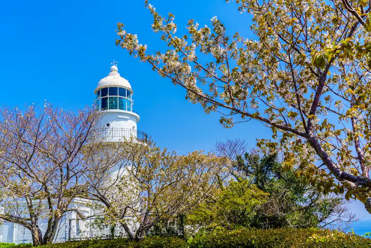 樺島灯台公園